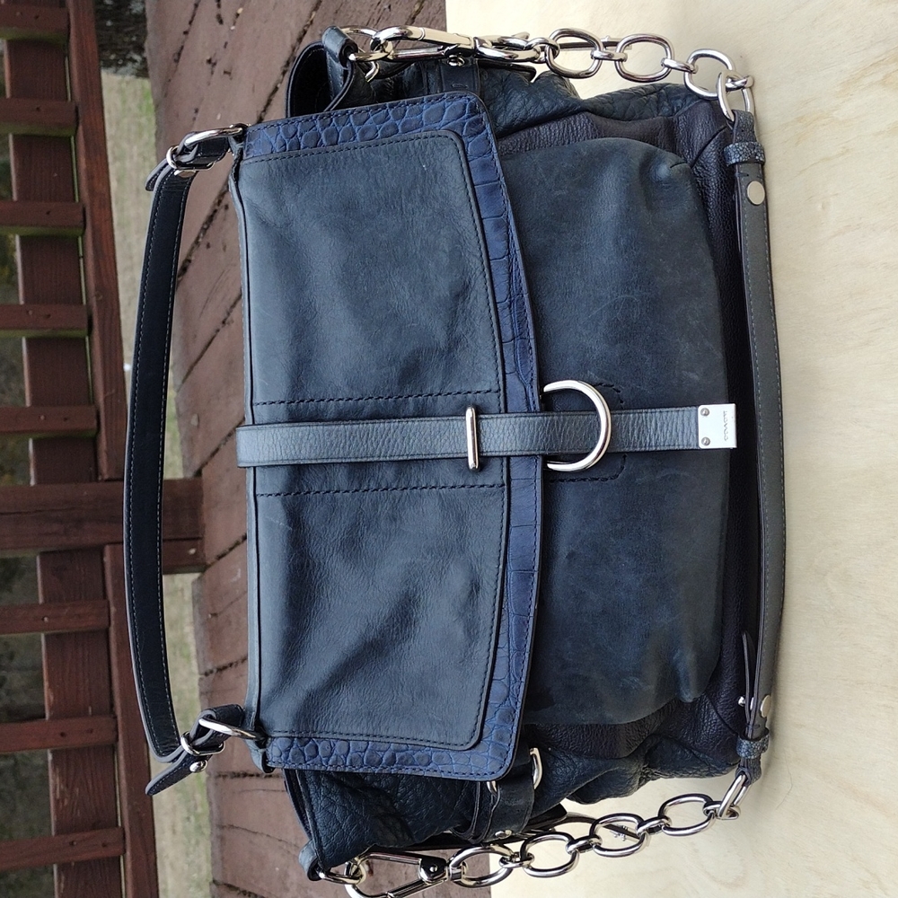 Coach shoulder bag